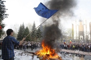 Rumunsko a Evropská unie. Tam demonstrnati chtějí.